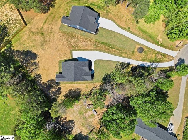 12 Briarwood Court, Simpsonville, SC 29681