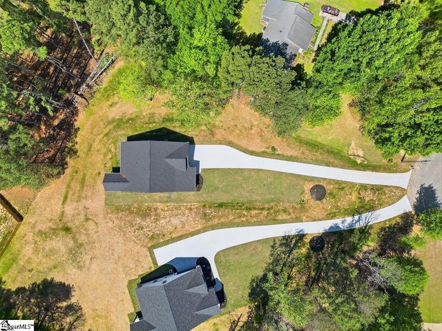 12 Briarwood Court, Simpsonville, SC 29681