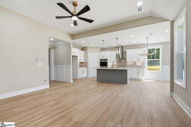 12 Briarwood Court, Simpsonville, SC 29681