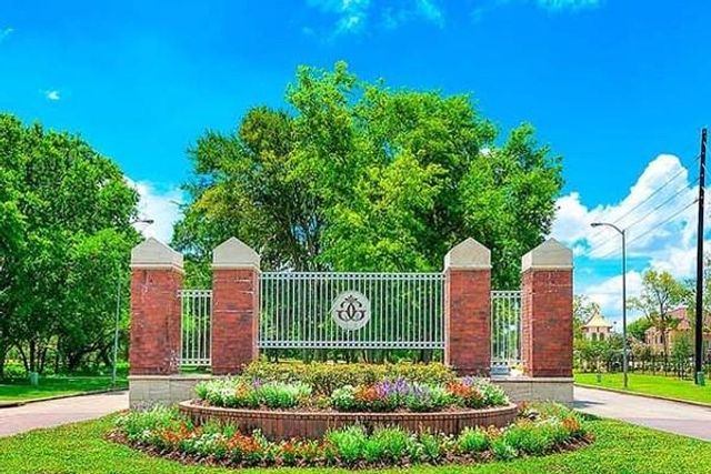 7731 Silent Forest Drive, Sugar Land, TX 77479