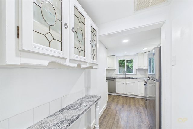 887 Shawmut Ave, New Bedford, MA 02746
