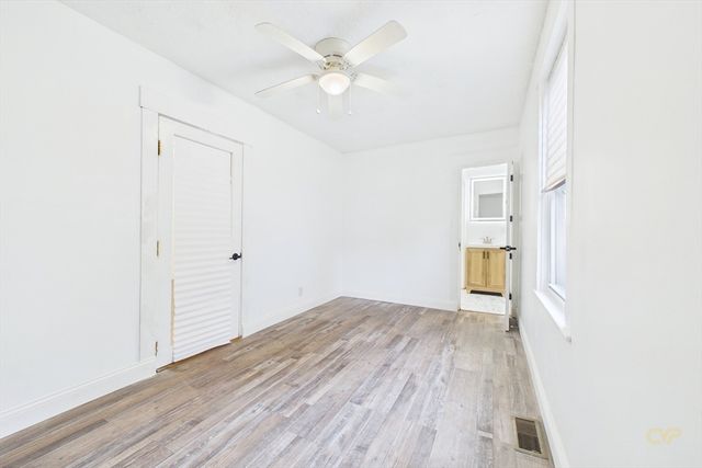 887 Shawmut Ave, New Bedford, MA 02746