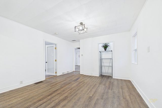 887 Shawmut Ave, New Bedford, MA 02746