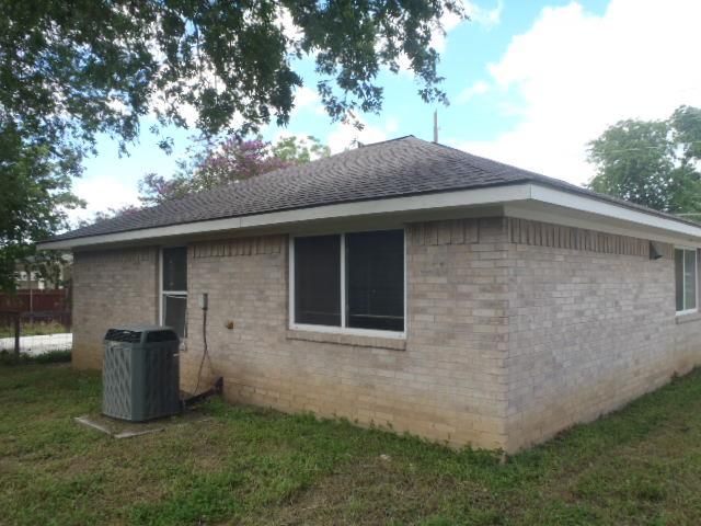 309 Ellis ST, San Marcos, TX 78666