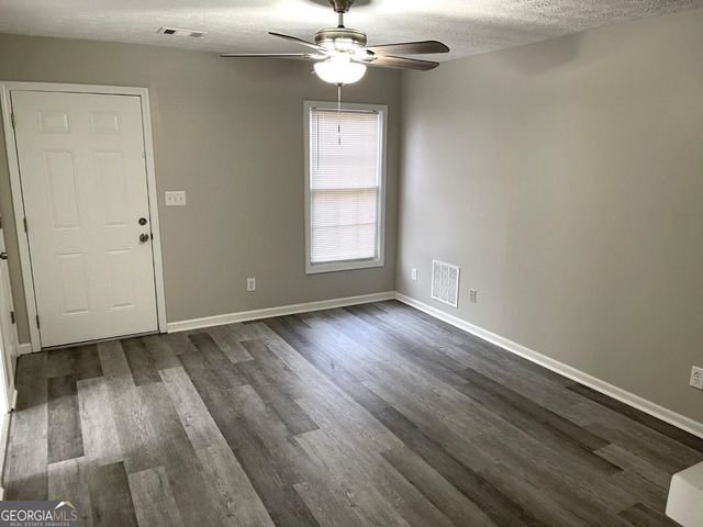 859 Park Place A, Conyers, GA 30012