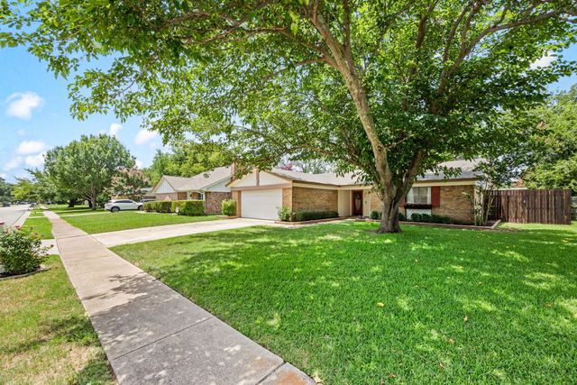 204 Gloria Street, Keller, TX 76248