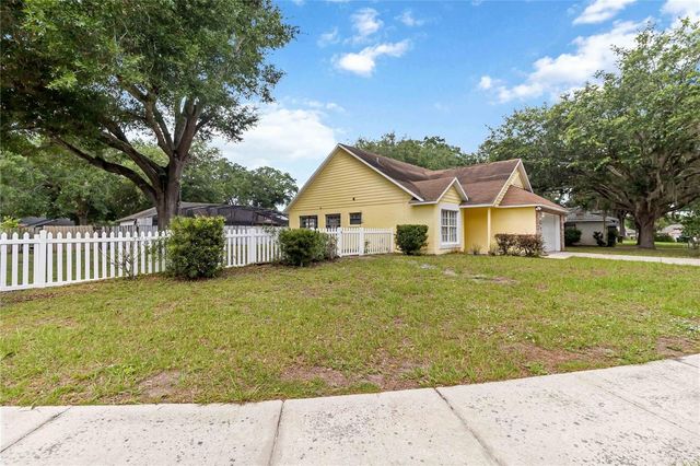 2924 DANA LANE, Kissimmee, FL 34744