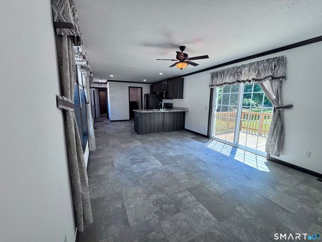 11 School Ground Road 13, Branford, CT 06405
