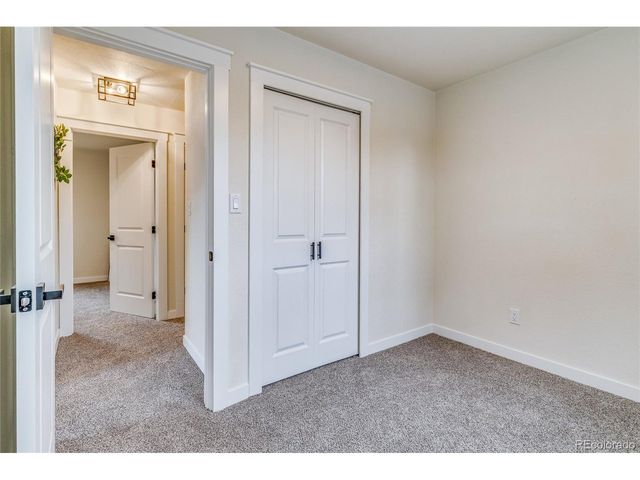 6870 Snead St, Colorado Springs, CO 80911