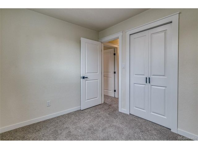 6870 Snead St, Colorado Springs, CO 80911