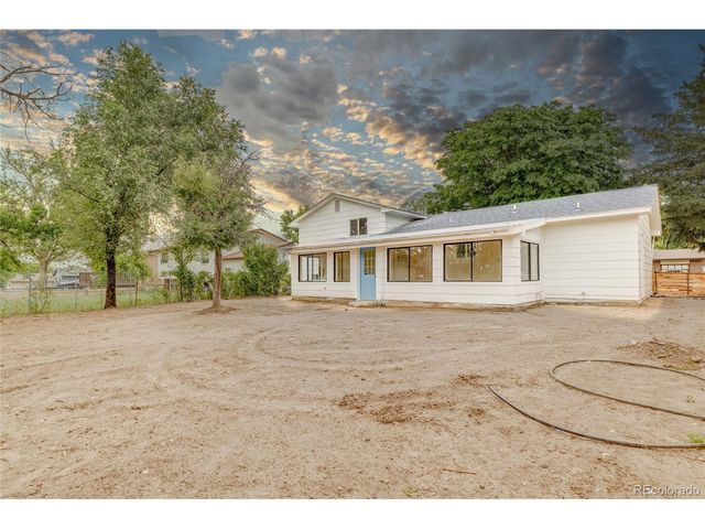 6870 Snead St, Colorado Springs, CO 80911