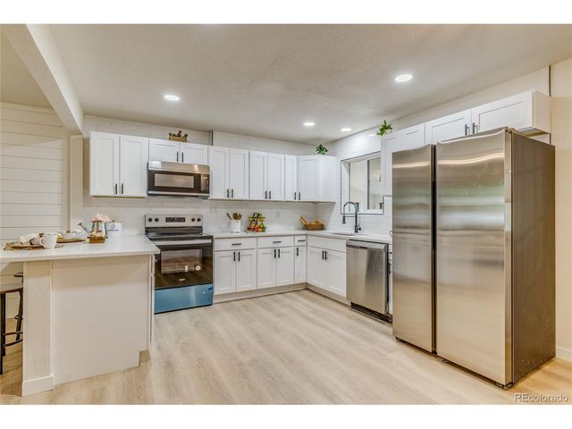 6870 Snead St, Colorado Springs, CO 80911