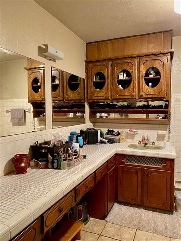 9740 E 1880 Rd, Comanche, OK 73529