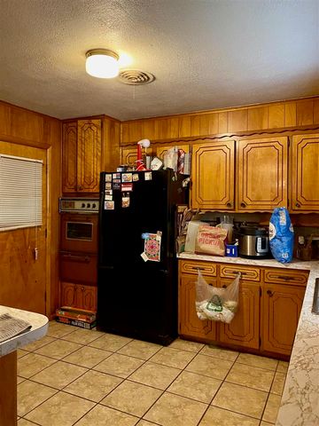 9740 E 1880 Rd, Comanche, OK 73529