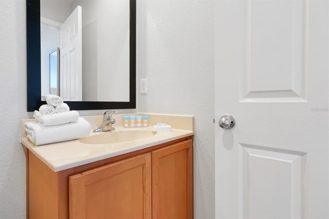 3033 BIRD OF PARADISE LANE, Kissimmee, FL 34747