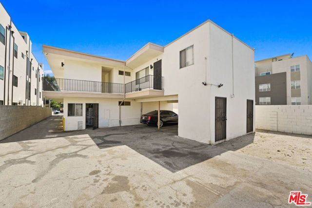 11763 Hamlin Street, North Hollywood (los Angeles), CA 91606