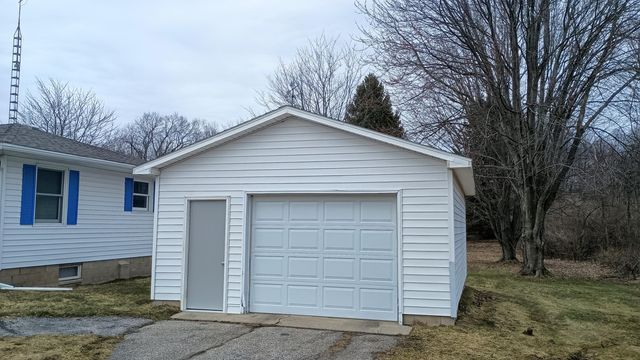 3816 W Fountain Road, Victory Twp, MI 49431