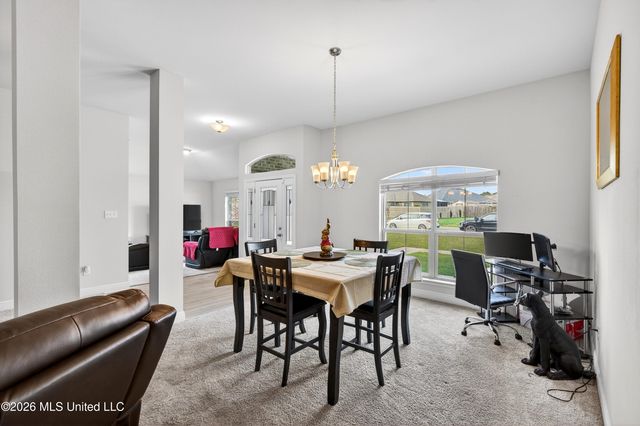 6241 Roxanne Way, Biloxi, MS 39532