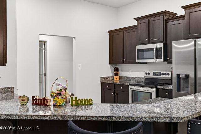 6241 Roxanne Way, Biloxi, MS 39532