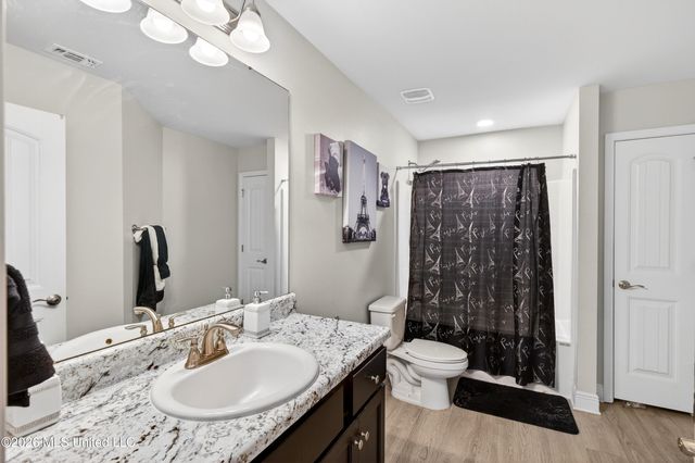 6241 Roxanne Way, Biloxi, MS 39532