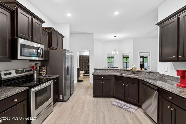 6241 Roxanne Way, Biloxi, MS 39532