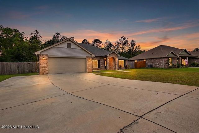 6241 Roxanne Way, Biloxi, MS 39532