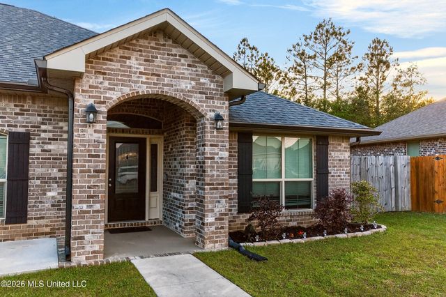 6241 Roxanne Way, Biloxi, MS 39532