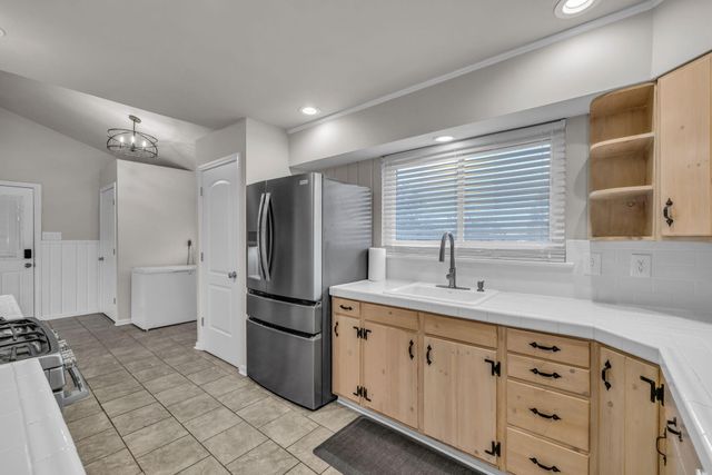 5416 Crestview Drive, Hixson, TN 37343