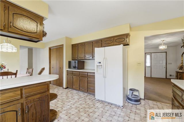 1177 Aaron Road, North Brunswick, NJ 08902