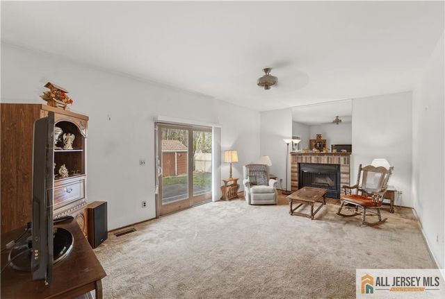 1177 Aaron Road, North Brunswick, NJ 08902
