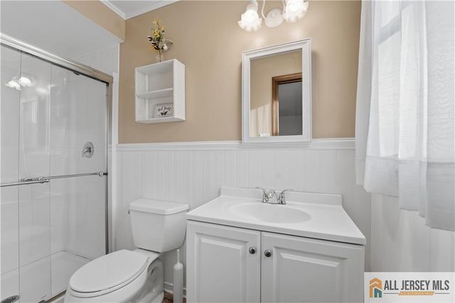 1177 Aaron Road, North Brunswick, NJ 08902