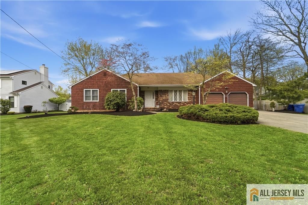 1177 Aaron Road, North Brunswick, NJ 08902