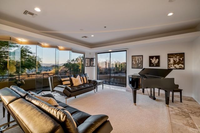 28743 N 106th Place, Scottsdale, AZ 85262