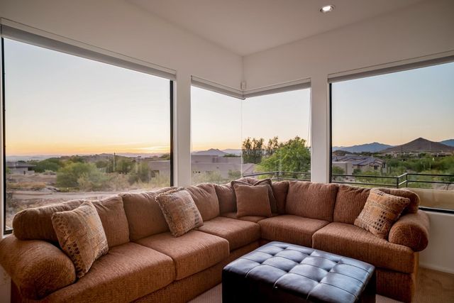 28743 N 106th Place, Scottsdale, AZ 85262