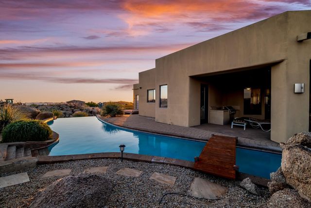 28743 N 106th Place, Scottsdale, AZ 85262