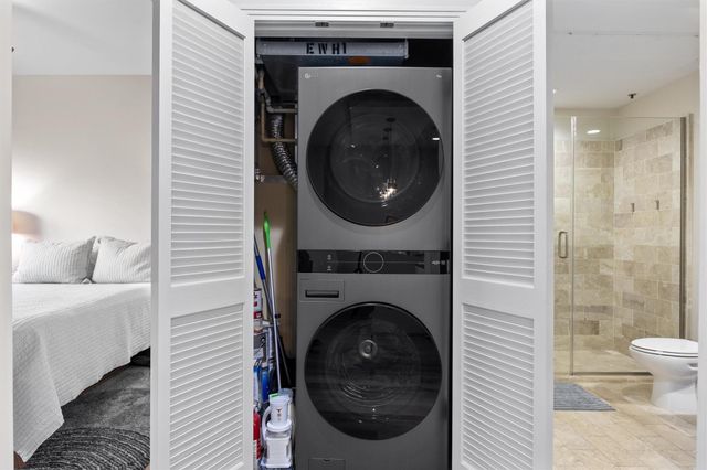 1600 Barton Springs RD 4205, Austin, TX 78704