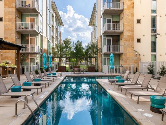 1600 Barton Springs RD 4205, Austin, TX 78704