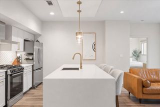 1600 Barton Springs RD 4205, Austin, TX 78704