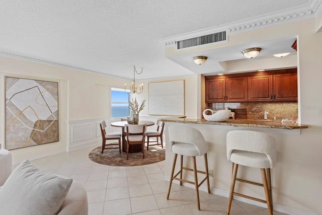 1750 BENJAMIN FRANKLIN DRIVE 9G, Sarasota, FL 34236