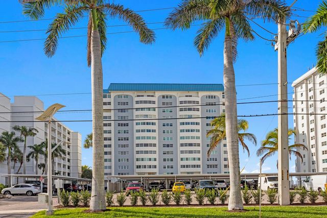 1750 BENJAMIN FRANKLIN DRIVE 9G, Sarasota, FL 34236