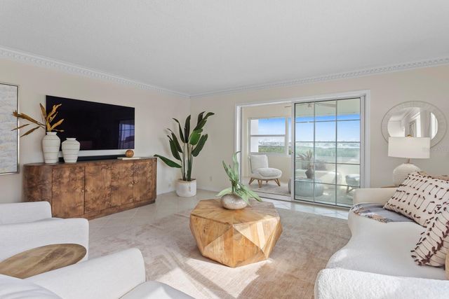 1750 BENJAMIN FRANKLIN DRIVE 9G, Sarasota, FL 34236