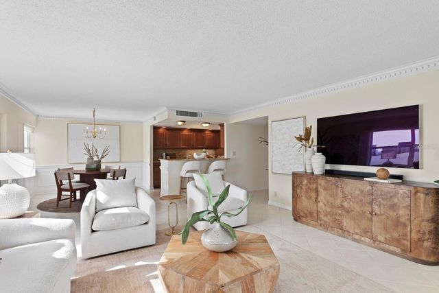 1750 BENJAMIN FRANKLIN DRIVE 9G, Sarasota, FL 34236