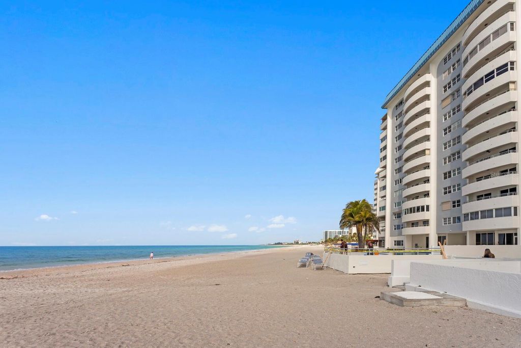 1750 BENJAMIN FRANKLIN DRIVE 9G, Sarasota, FL 34236