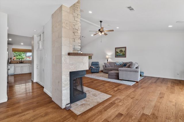 4344 N Colony Boulevard, The Colony, TX 75056