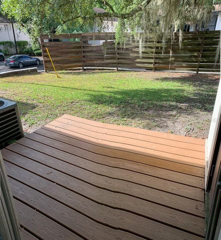 1213 NW 39TH AVENUE B4, Gainesville, FL 32609