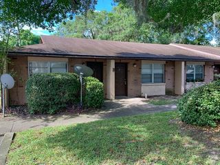 1213 NW 39TH AVENUE B4, Gainesville, FL 32609
