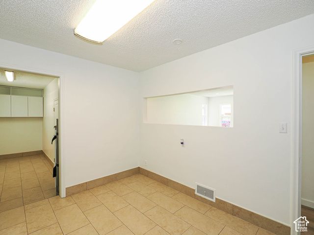 329 W FRANCIS AVE, Layton, UT 84041
