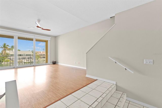 1071 PINELLAS BAYWAY S, St Petersburg, FL 33715