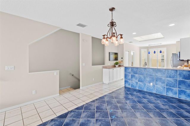 1071 PINELLAS BAYWAY S, St Petersburg, FL 33715