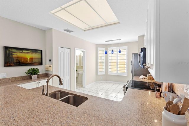 1071 PINELLAS BAYWAY S, St Petersburg, FL 33715
